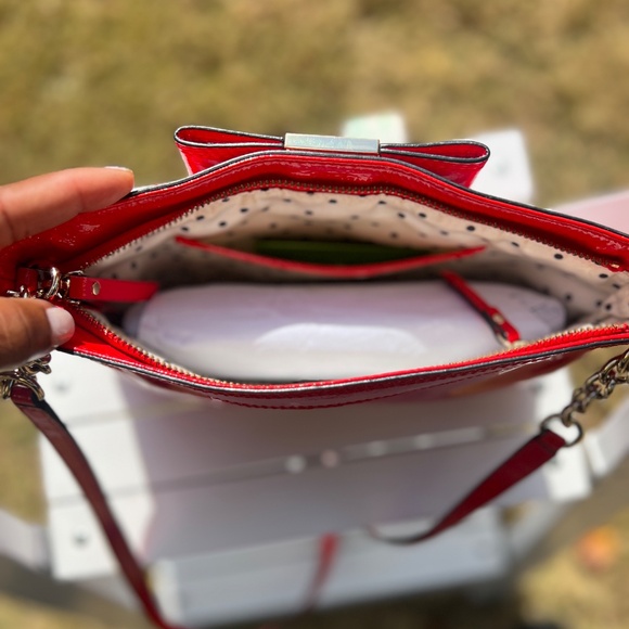 Kate Spade Primrose Hill Crossbody bag ~ Patent Leather - Picture 3 of 10